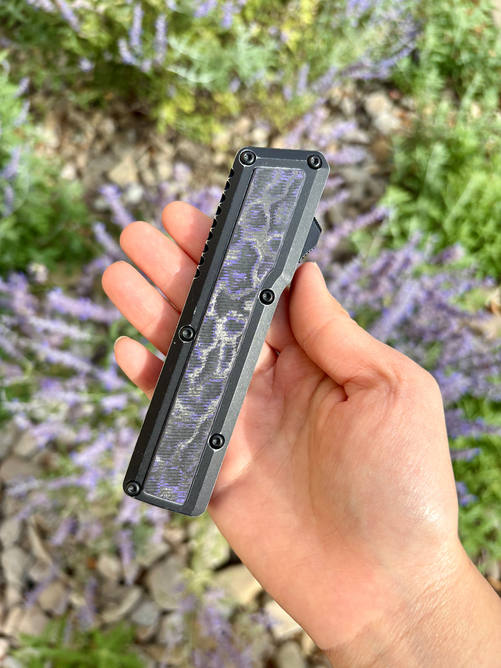 Chaves Knives Dissident Black Anodized Handle "Purple Haze" Carbon Fiber Inlay DA OTF Blade Show West 2026 Exclusive (3.7" Stonewash Tanto)