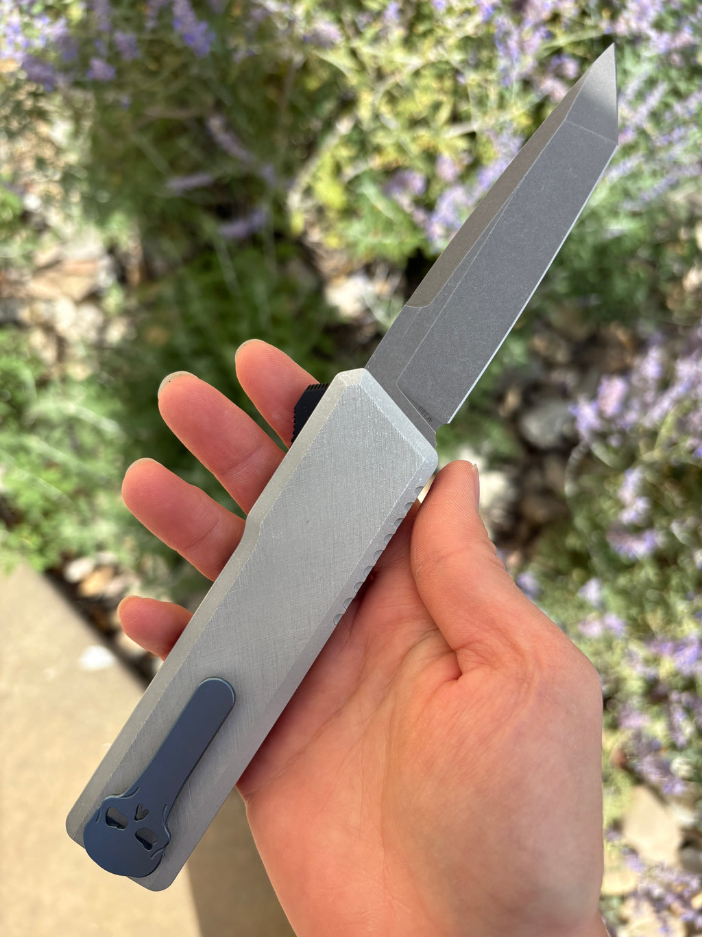 Chaves Knives Dissident Clear Coat Anodized Handle "GTA" Carbon Fiber Inlay DA OTF Blade Show West 2026 Exclusive (3.7" Stonewash Tanto)