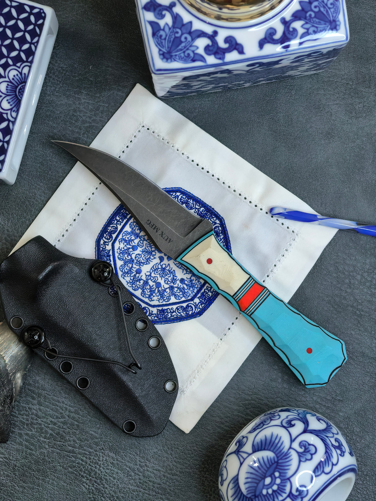 Auxiliary Manufacturing Sharky Collab Pocket BowieXL Fixed Blade Knife Blade Show West 2026 (4" Black Stonewash)