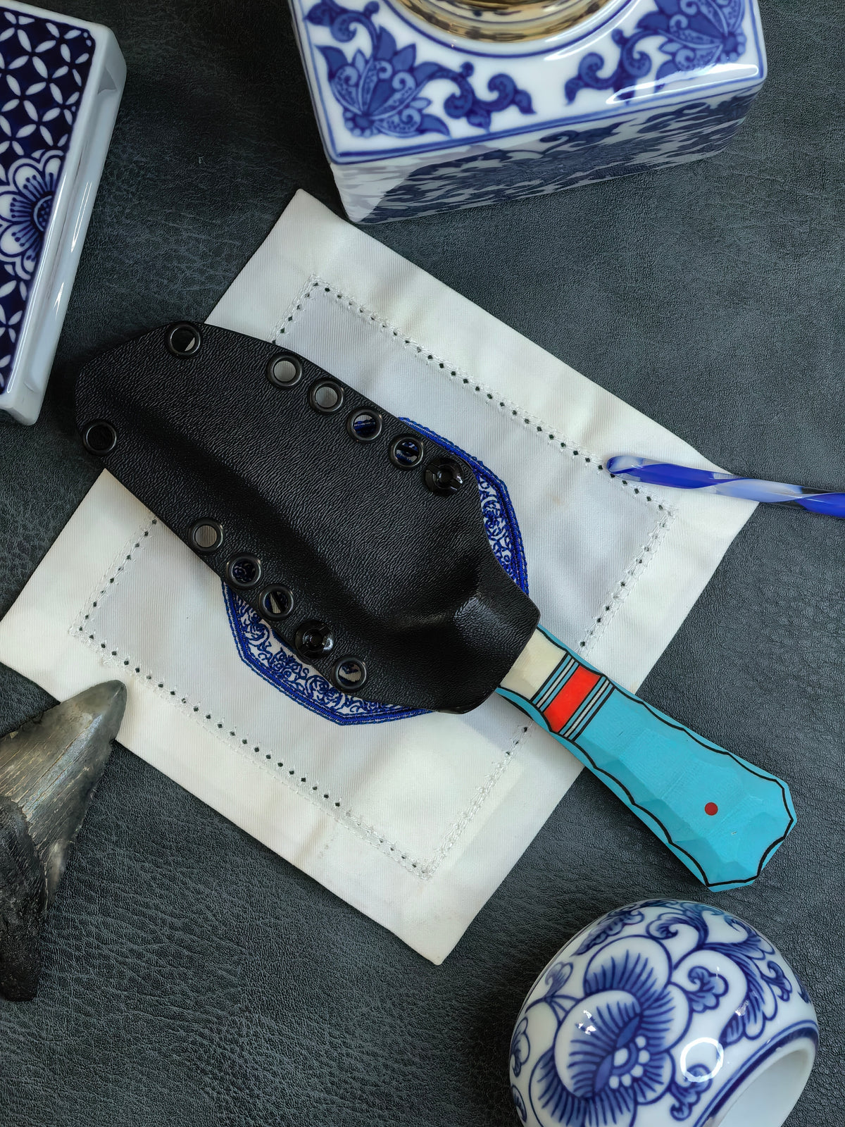 Auxiliary Manufacturing Sharky Collab Pocket BowieXL Fixed Blade Knife Blade Show West 2026 (4" Black Stonewash)