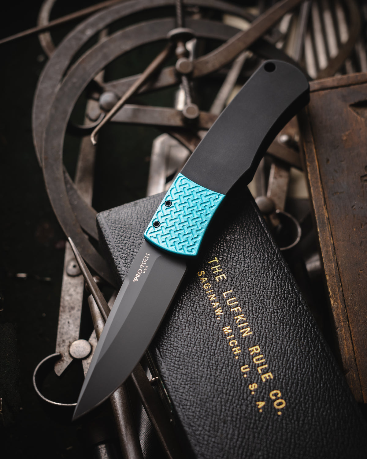 Pro-Tech Mike Allen Design BR1 Magic Tiffany Blue Bolster Automatic Knife Blade Show Atlanta 2026 (3.1" DLC Black)