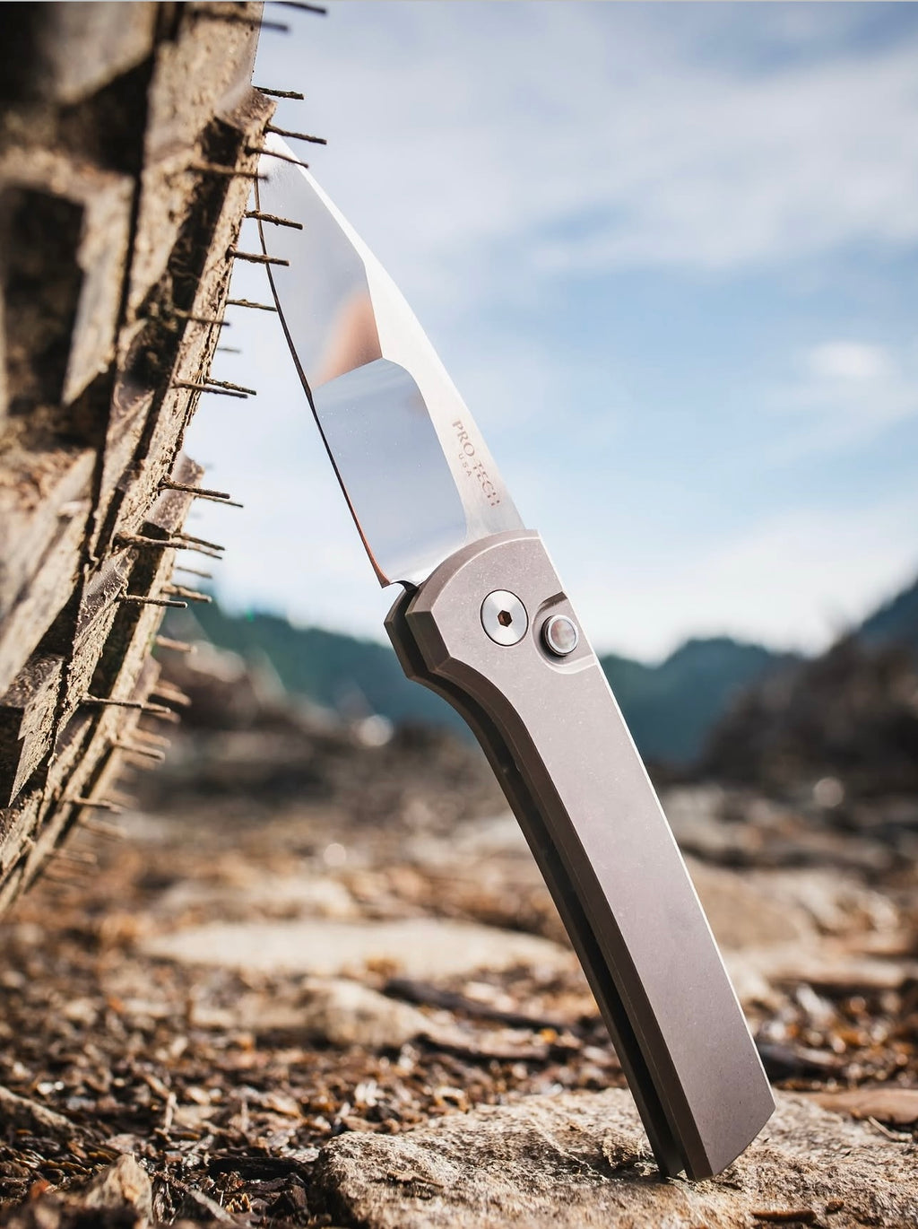 Pro-Tech Chaves Scapegoat Compact Auto Knife 17-4 Grey Blade Show Atlanta 2026(3.2" Mike Irie Mirror Polish Compound Grind)