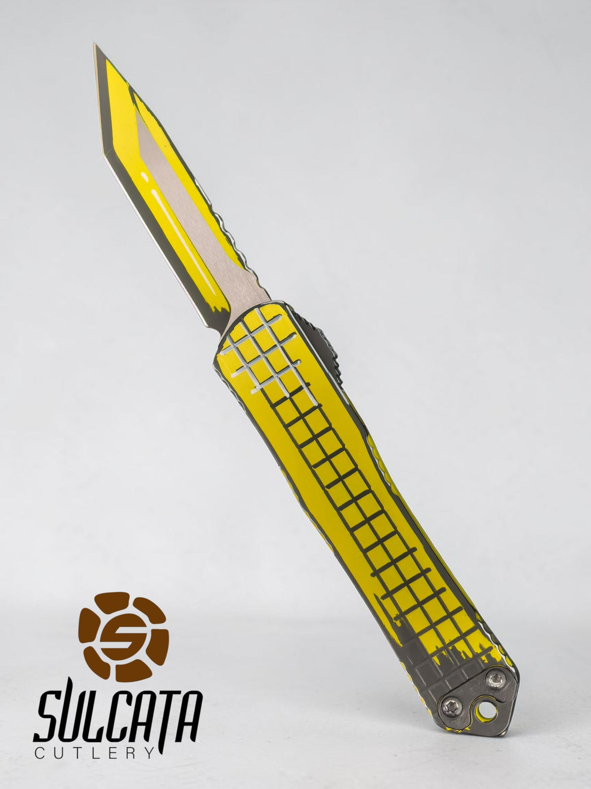 Heretic Manticore S Yellow Cel shade Grenade Grip Double Action OTF (2.6")