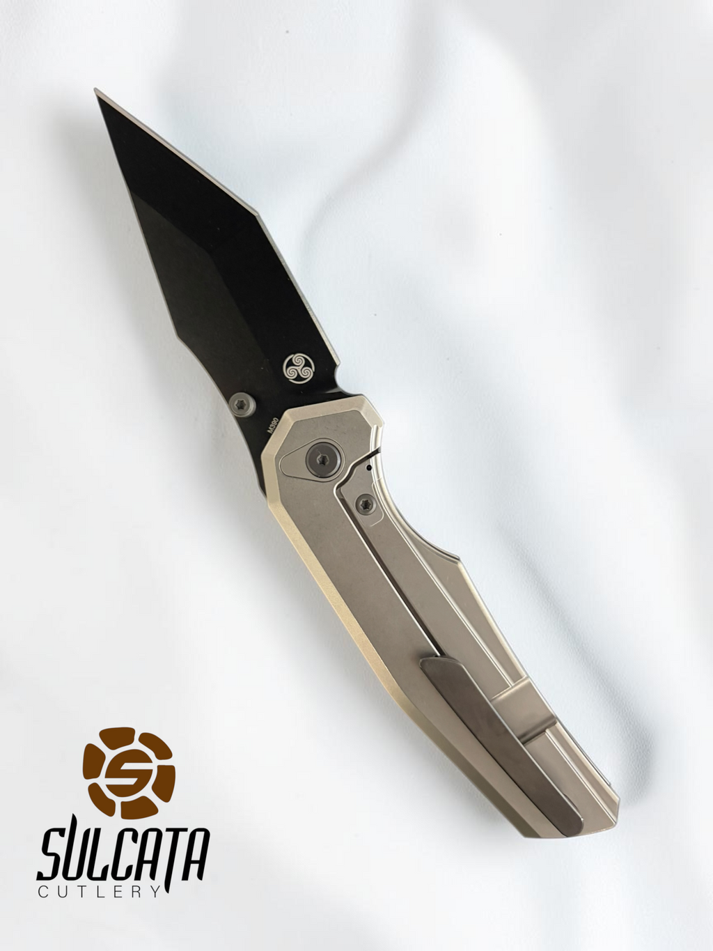 Chaves Knives Jake McCoy Omega Magnetic Intergral Manual Flipper (3.5" Bright SW/DLC)