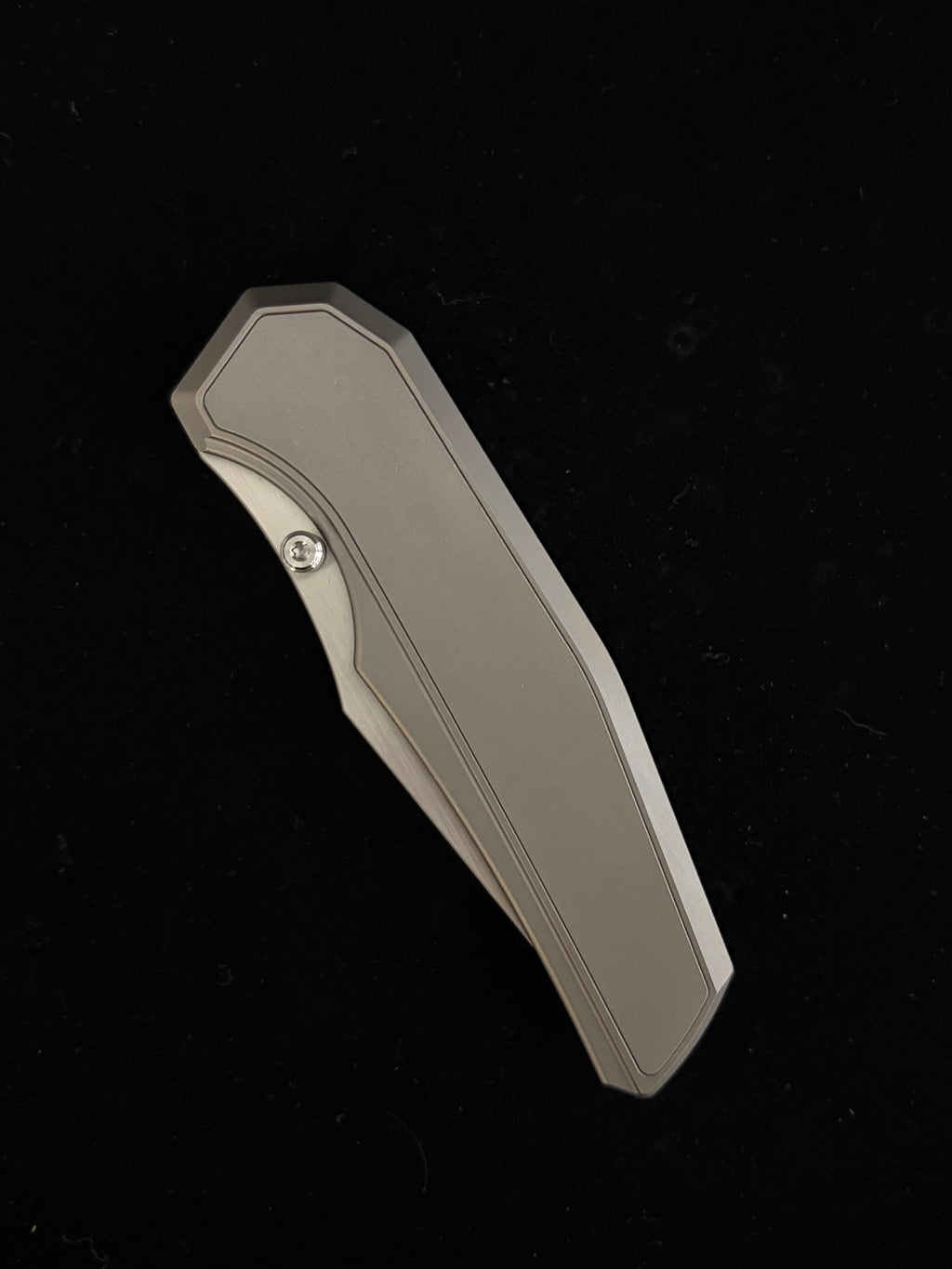 Chaves Knives Jake McCoy Omega Manual Flipper (3.5" Belt Satin)