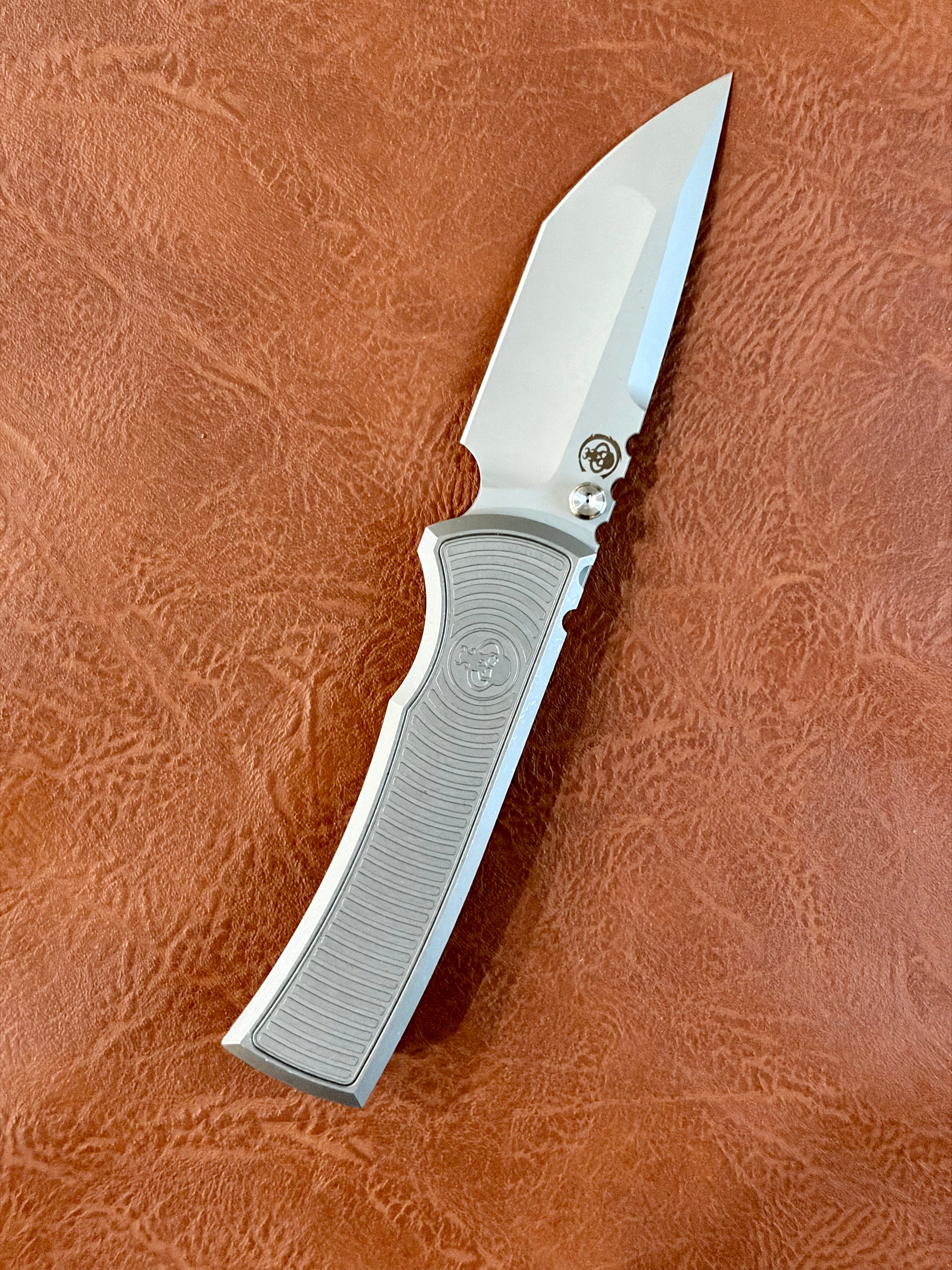 Chaves Knives Integral Redencion Street Magnetic Radiation Manual Flipper California Custom Knife Show 2026 Spring (3.25” Stonewash Tanto)