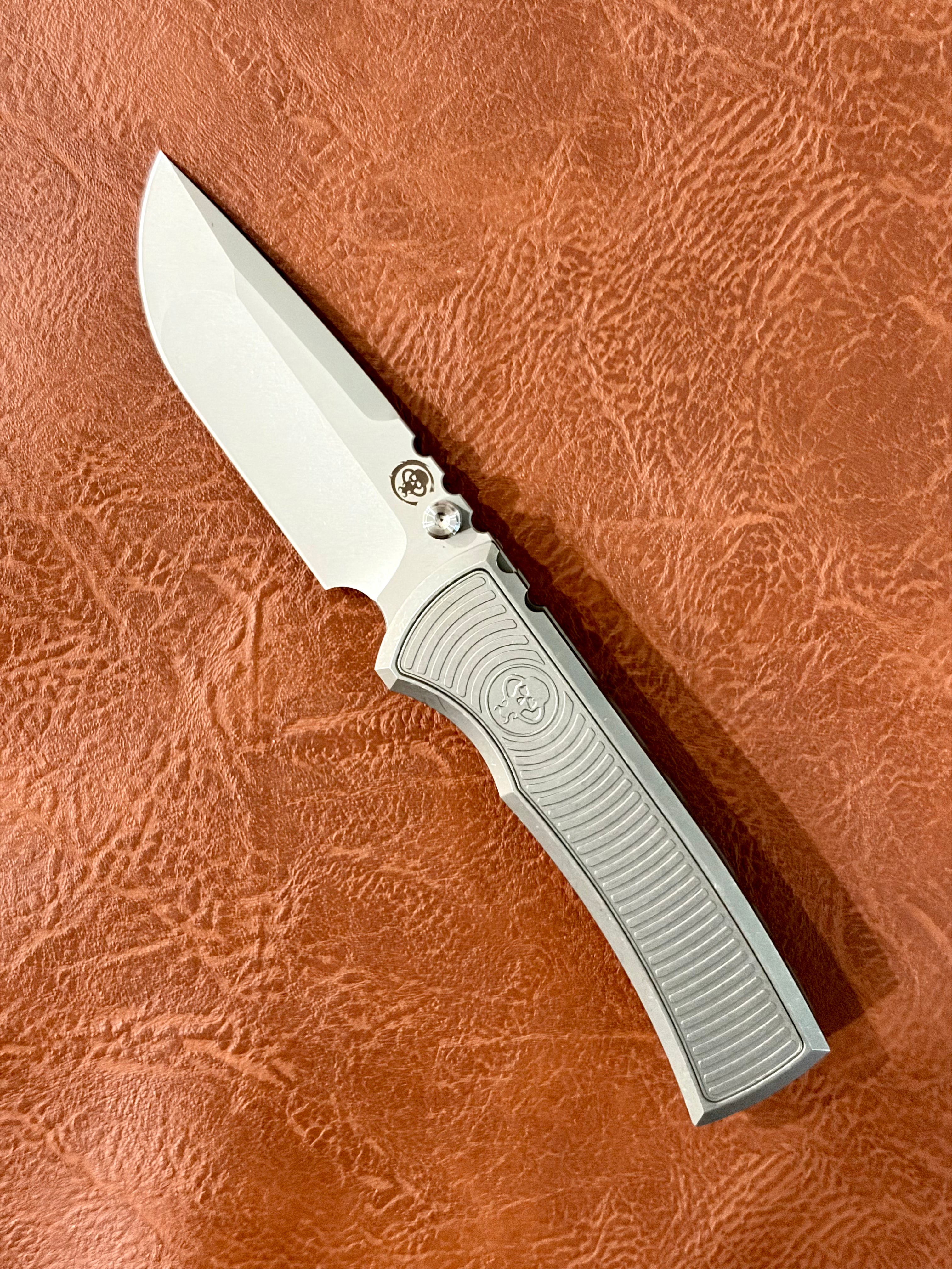 Chaves Knives Integral Redencion Street Magnetic Radiation Manual Flipper California Custom Knife Show 2026 Spring (3.25” Stonewash Drop Point)