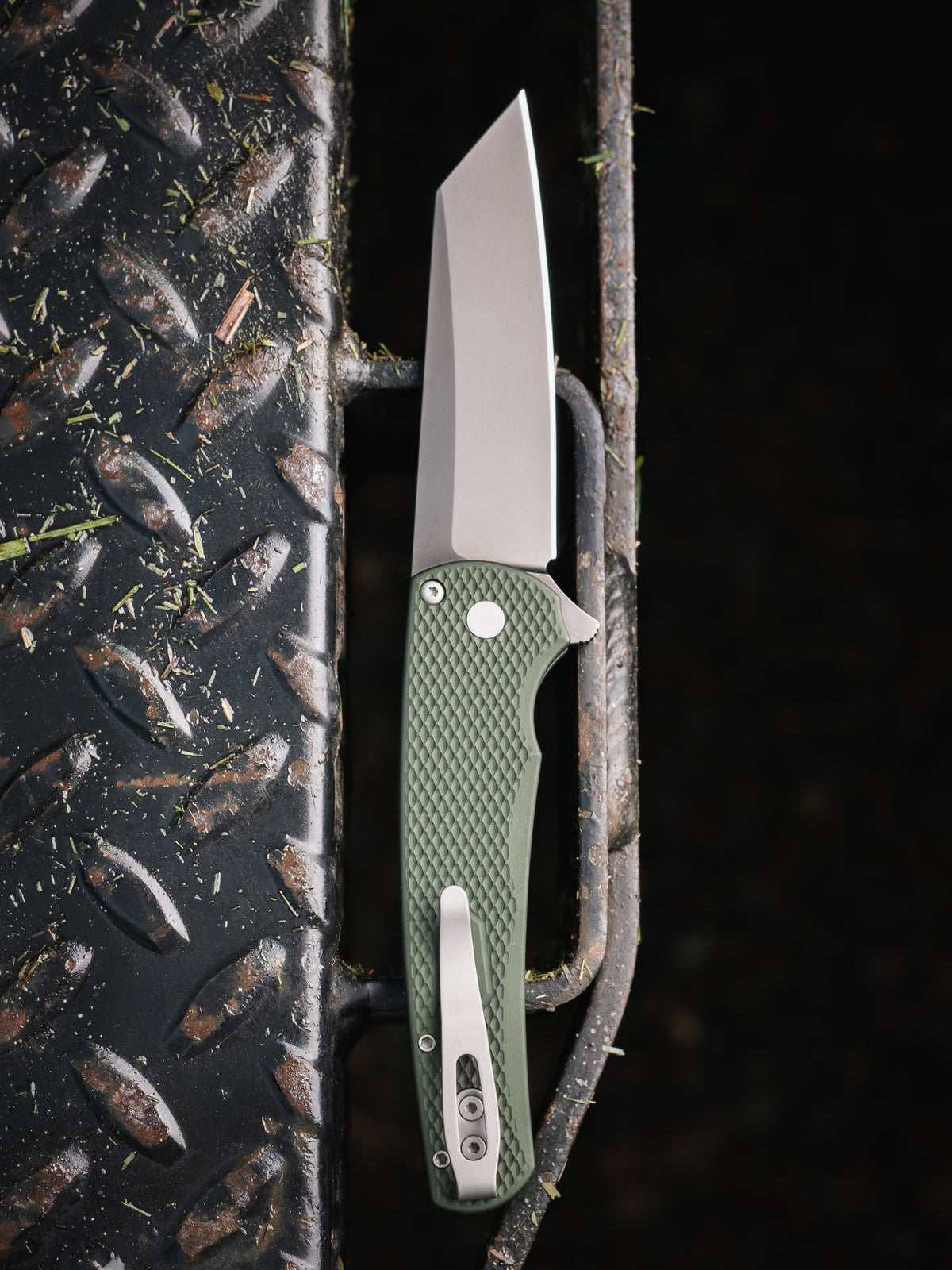 Pro-Tech Malibu Manual Flipper Knife Textured Green Al (3.25" Smoky Gray DLC)