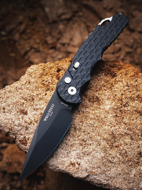 Pro-Tech TR-5 Feather Textured Automatic Knife Blade Show Atlanta 2026 (3.25" DLC Black)