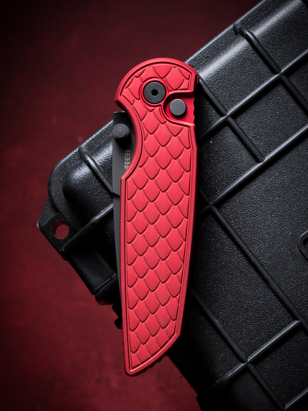 Pro-Tech TR-3 Integrity Manual Knife Red Reptile Textured (3.5" DLC Black)