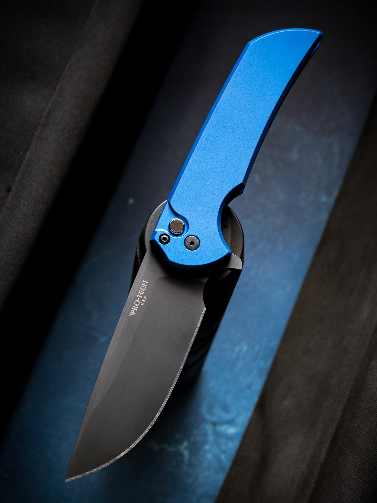 Pro-Tech Mordax Blue Manual Flipper (3.5" Black DLC)