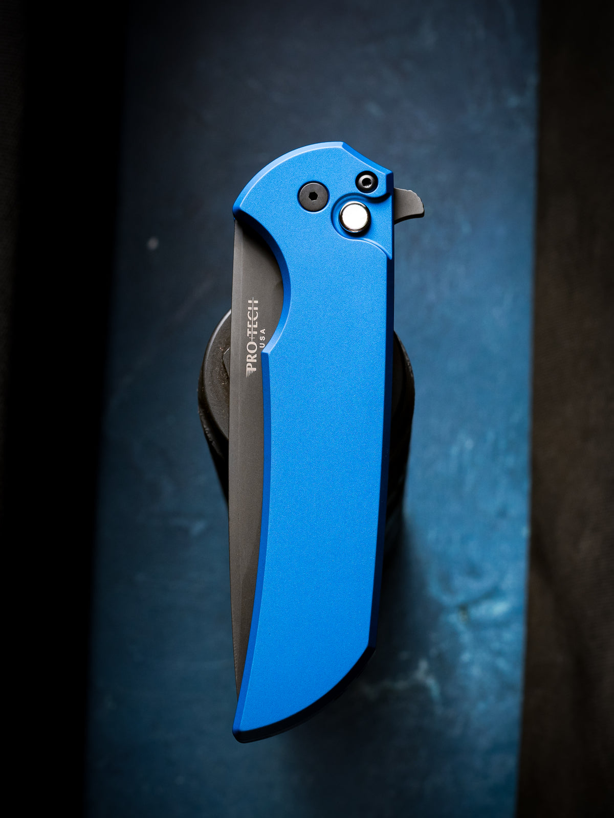 Pro-Tech Mordax Blue Manual Flipper (3.5" Black DLC)