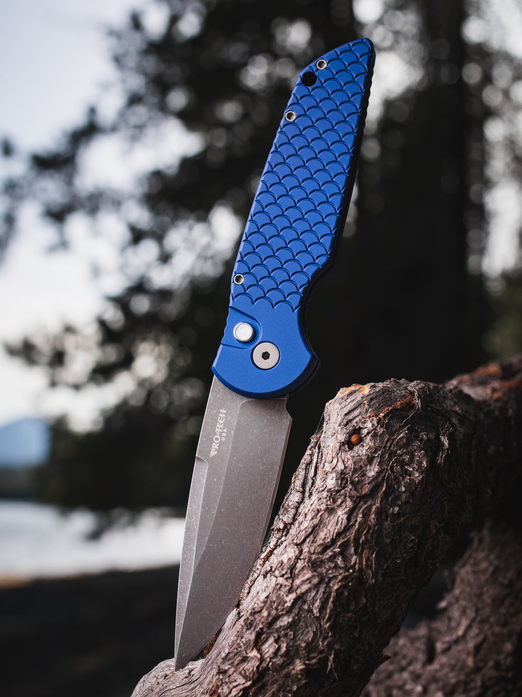 Pro-Tech TR-3 Automatic Knife Blue Fish Scale Blade Show Atlanta 2026 (3.5“ Acid Wash)