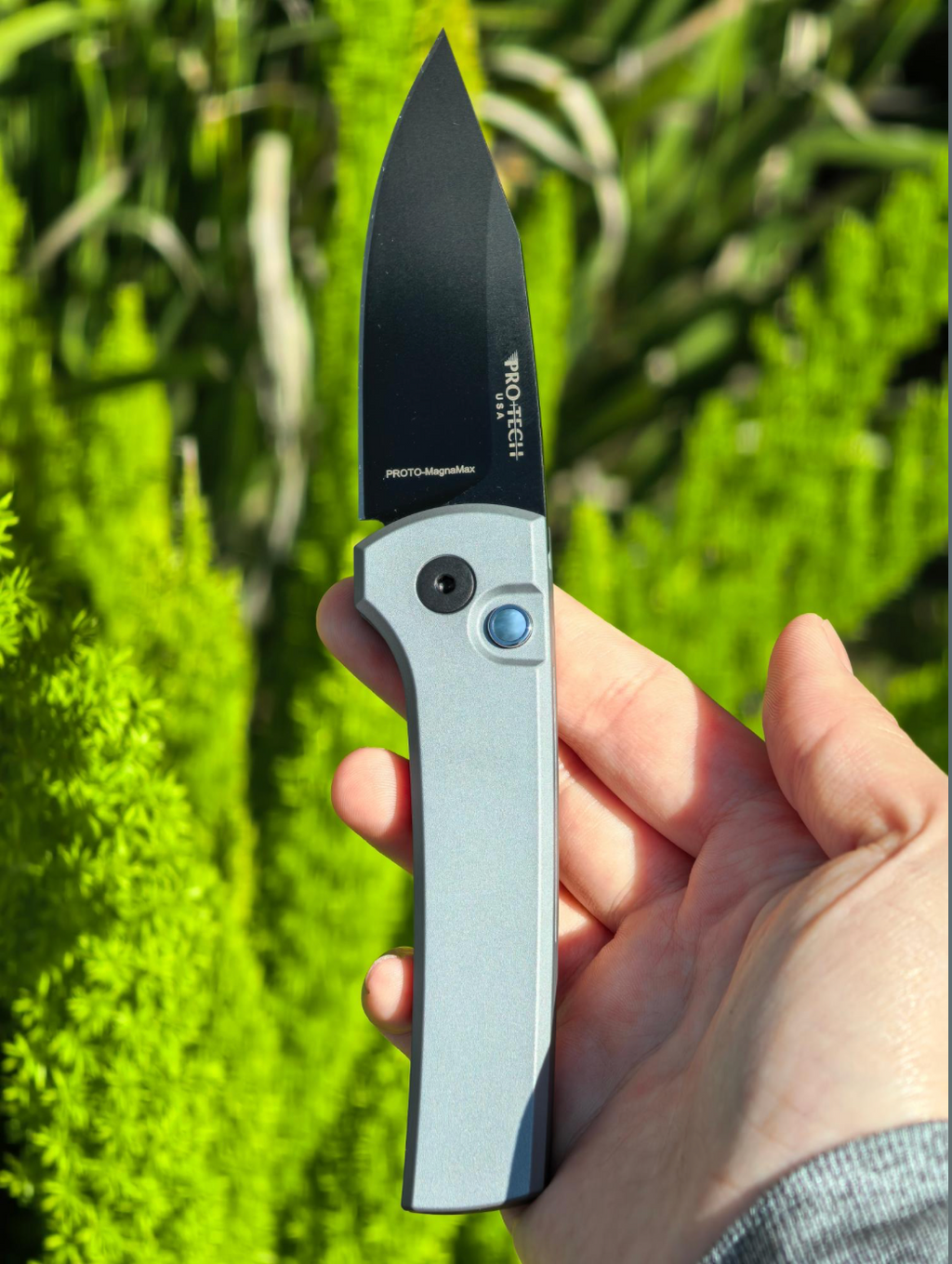 Pro-Tech Chaves Scapegoat Compact Auto Knife Grey Al CCKS 2026 Spring (3.2 Inches DLC Black)