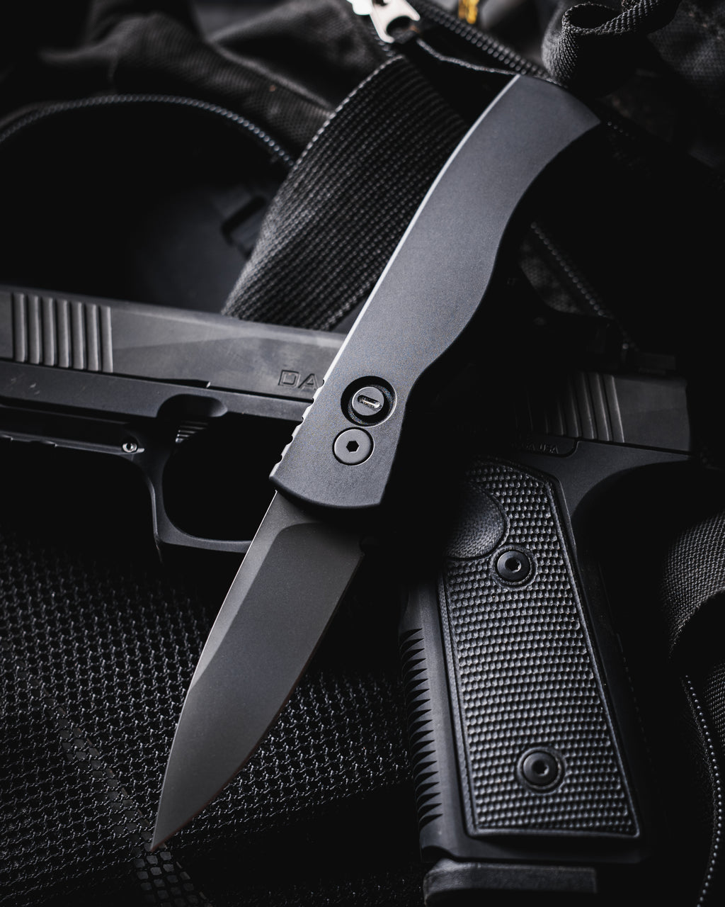 Pro-Tech TR-2 Operator Black Automatic Knife Blade Show 2025 (3" DLC Black)
