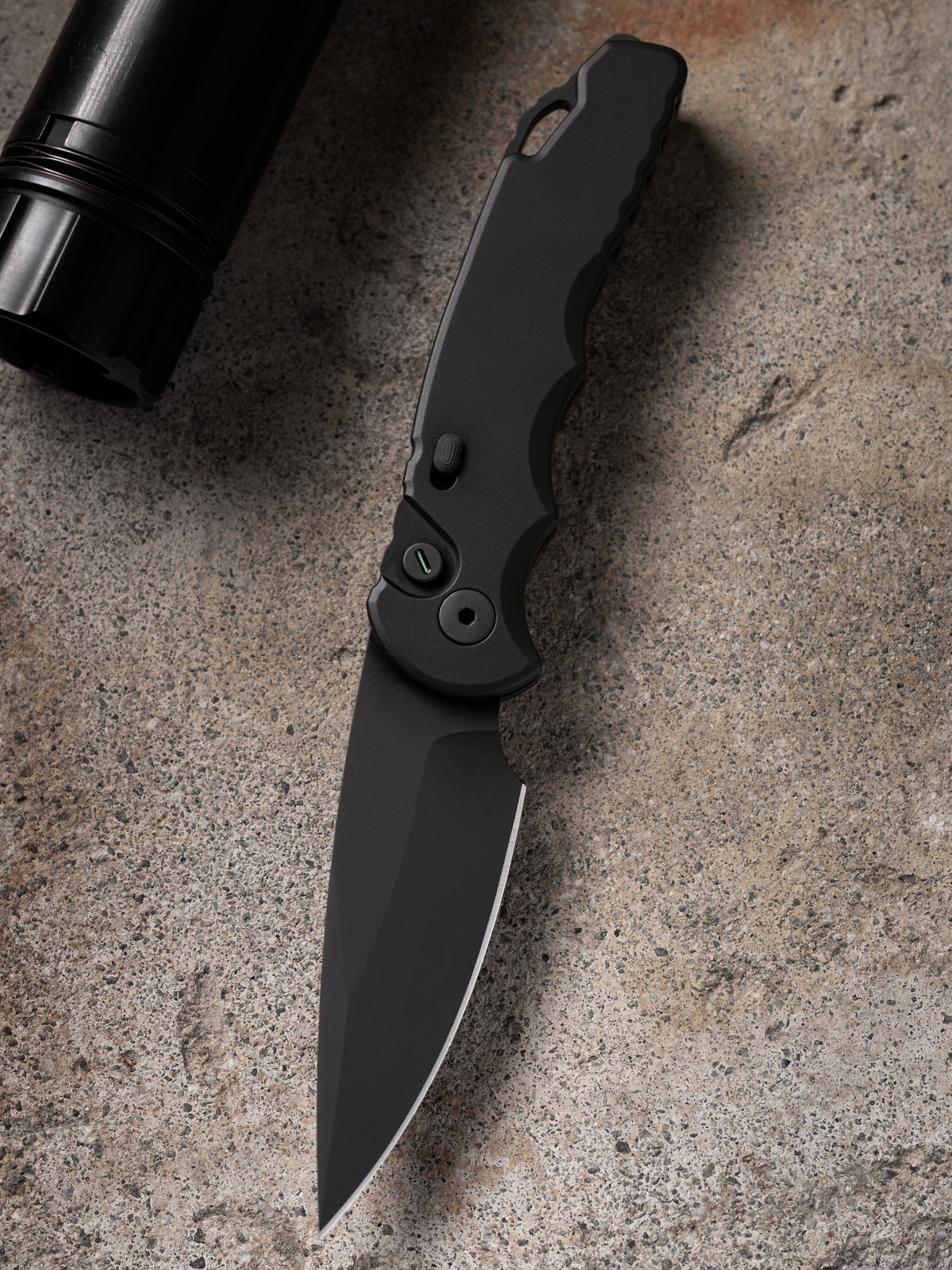 Pro-Tech TR-5 Operator Automatic Knife (3.25" DLC Black)