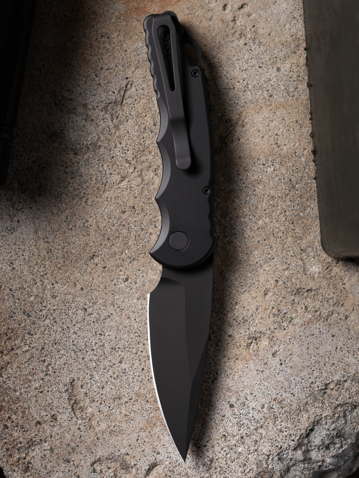 Pro-Tech TR-5 Operator Automatic Knife (3.25" DLC Black)